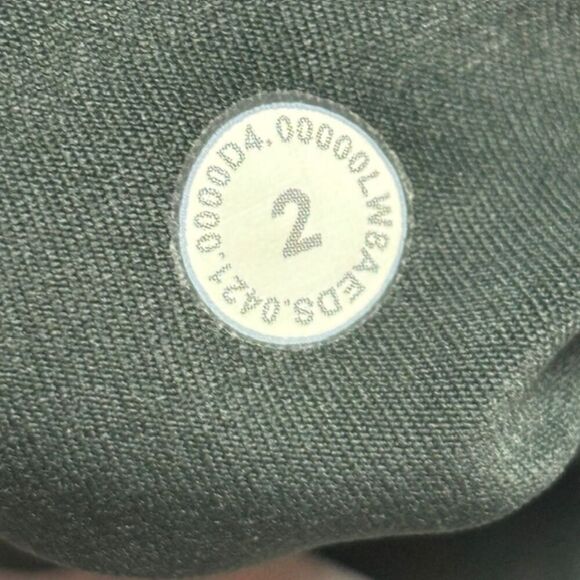 Lululemon Play Off the Pleats Mid-Rise Skirt *Floral Electric/ Rainforest Green - Picture 10 of 13